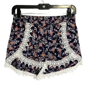 Charlotte Russe Sleepwear Shorts‎ Ditsy Floral Lace Lounge Shorts Women's Small